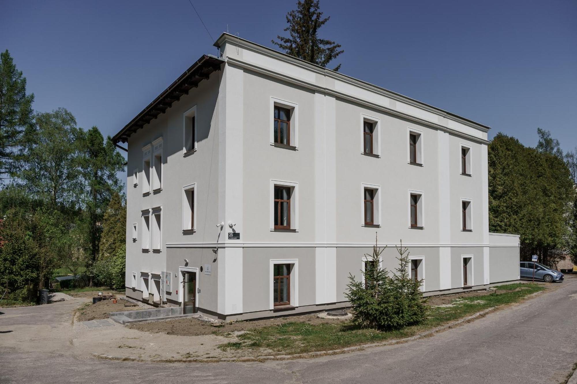 Willa Bywaj Zdroj Lądek-Zdrój Buitenkant foto